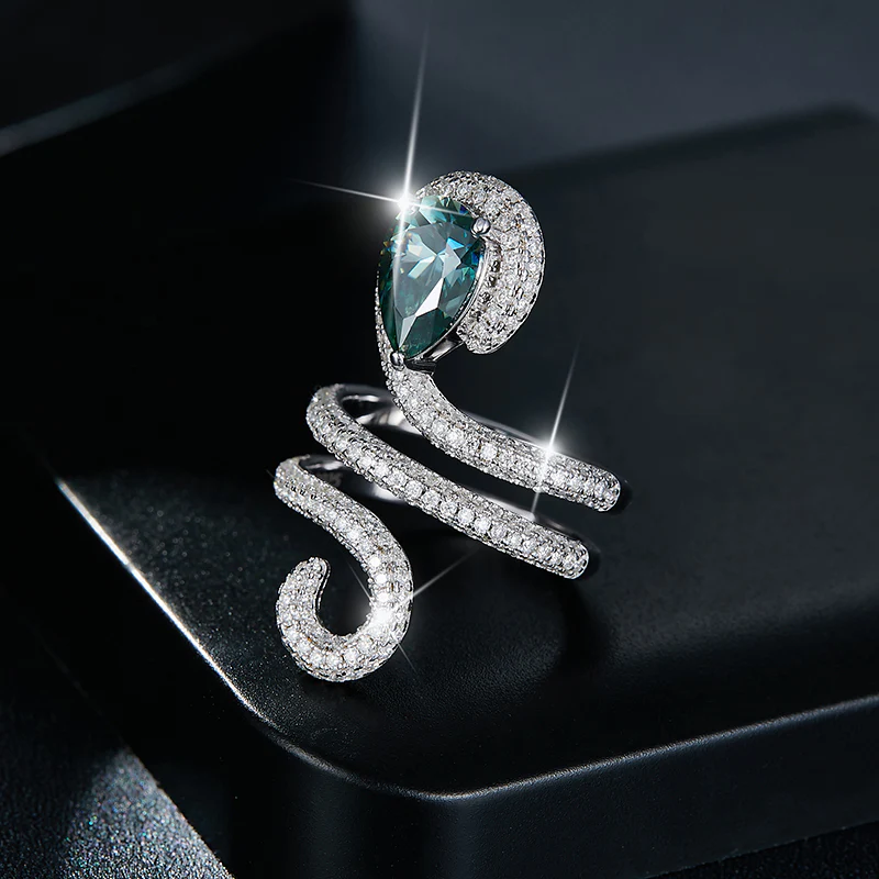 IE0247 PEAR CUT WATER DROP ICE BLUE MOISSANITE RING IN STERLING SILVER - Image 3
