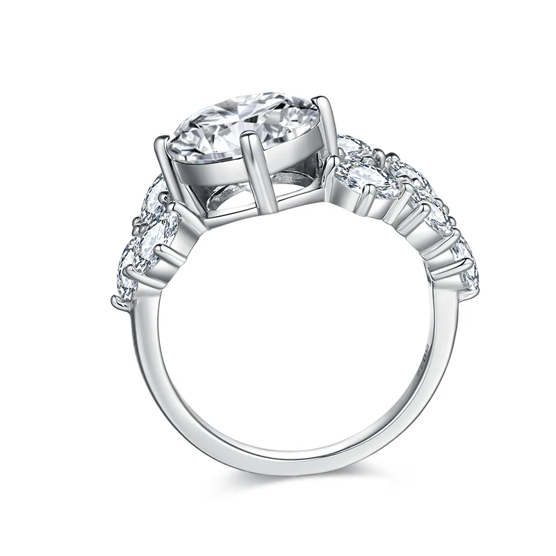 IE0297 ROUND CUT MOISSANITE LUXE ENGAGEMENT RING IN STERLING SILVER - Image 5