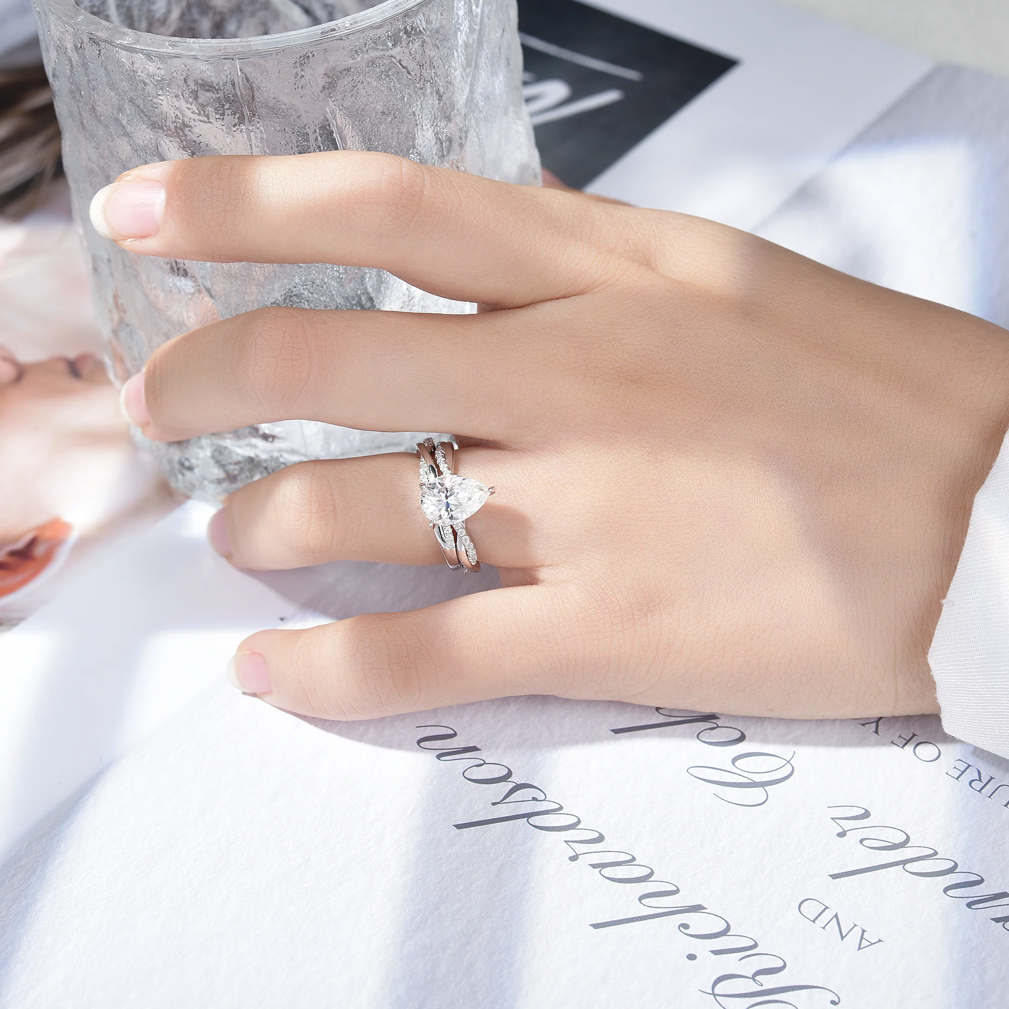 IE0359 2CT PEAR CUT MOISSANITE TWISTED SHANK RING IN STERLING SILVER - Image 3