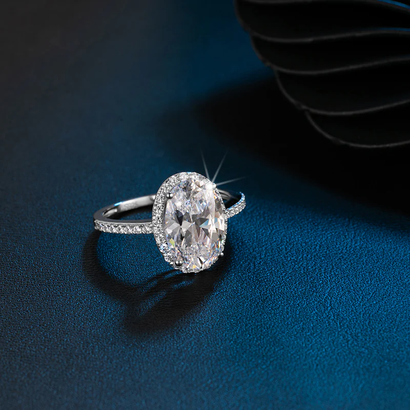 IE03821 OVAL CUT MOISSANITE ENGAGEMENT RING IN STERLING SILVER - Image 4