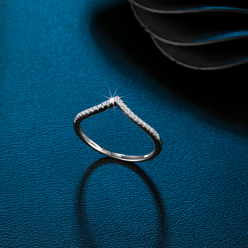 IE04597V MOISSANITE PROMISE RING IN STERLING SILVER - Image 5