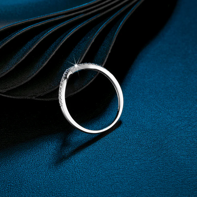 IE04597V MOISSANITE PROMISE RING IN STERLING SILVER - Image 6
