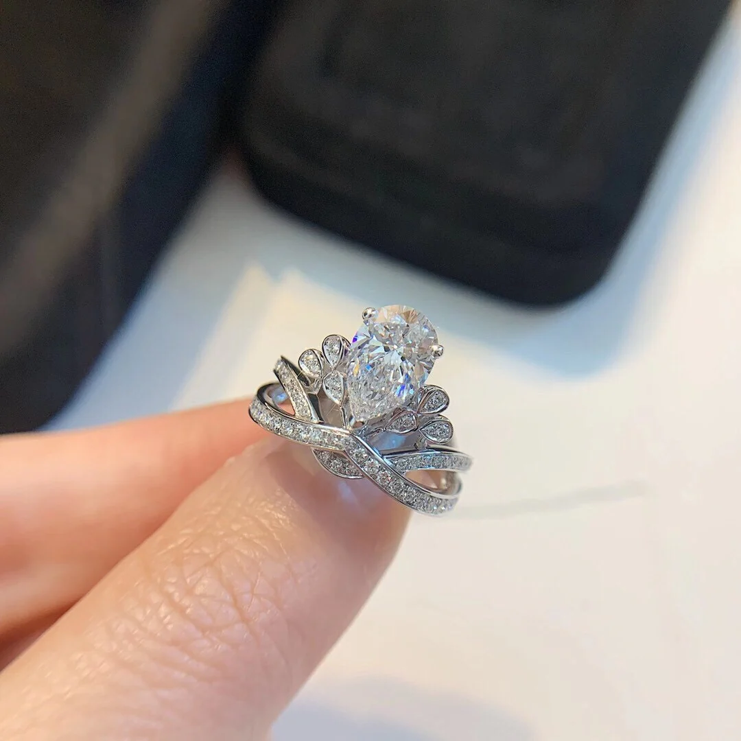 IE1036 PEAR CUT CROWN MOISSANITE ENGAGEMENT RING IN STERLING SILVER - Image 5
