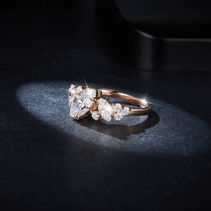 IE1058 MARQUISE CUT MOISSANITE ENGAGEMENT RING IN STERLING SILVER - Image 3