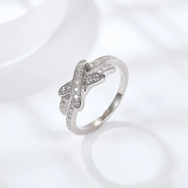 IE3004 KNOT MOISSANITE ENGANGEMENT RING IN STERLING SILVER - Image 6