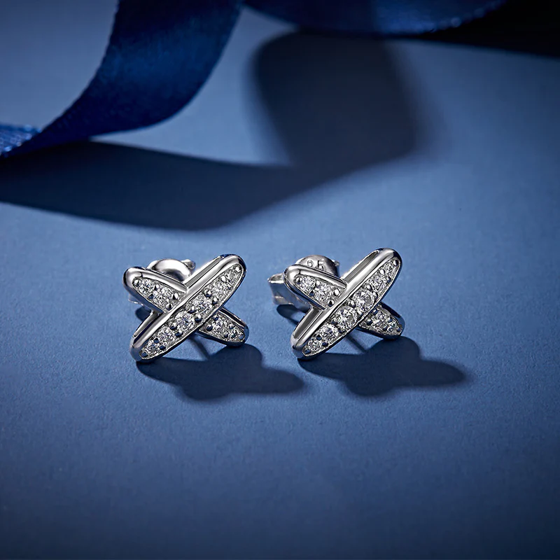 IE4030 X SHAPED MOISSANITE DIAMOND STUD EARRINGS IN STERLING SILVER - Image 3