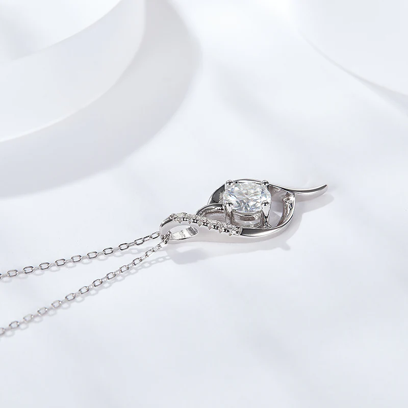 IE5011 FIRST SIGHT MOISSANITE PENDANT NECKLACE IN STERLING SILVER - Image 4