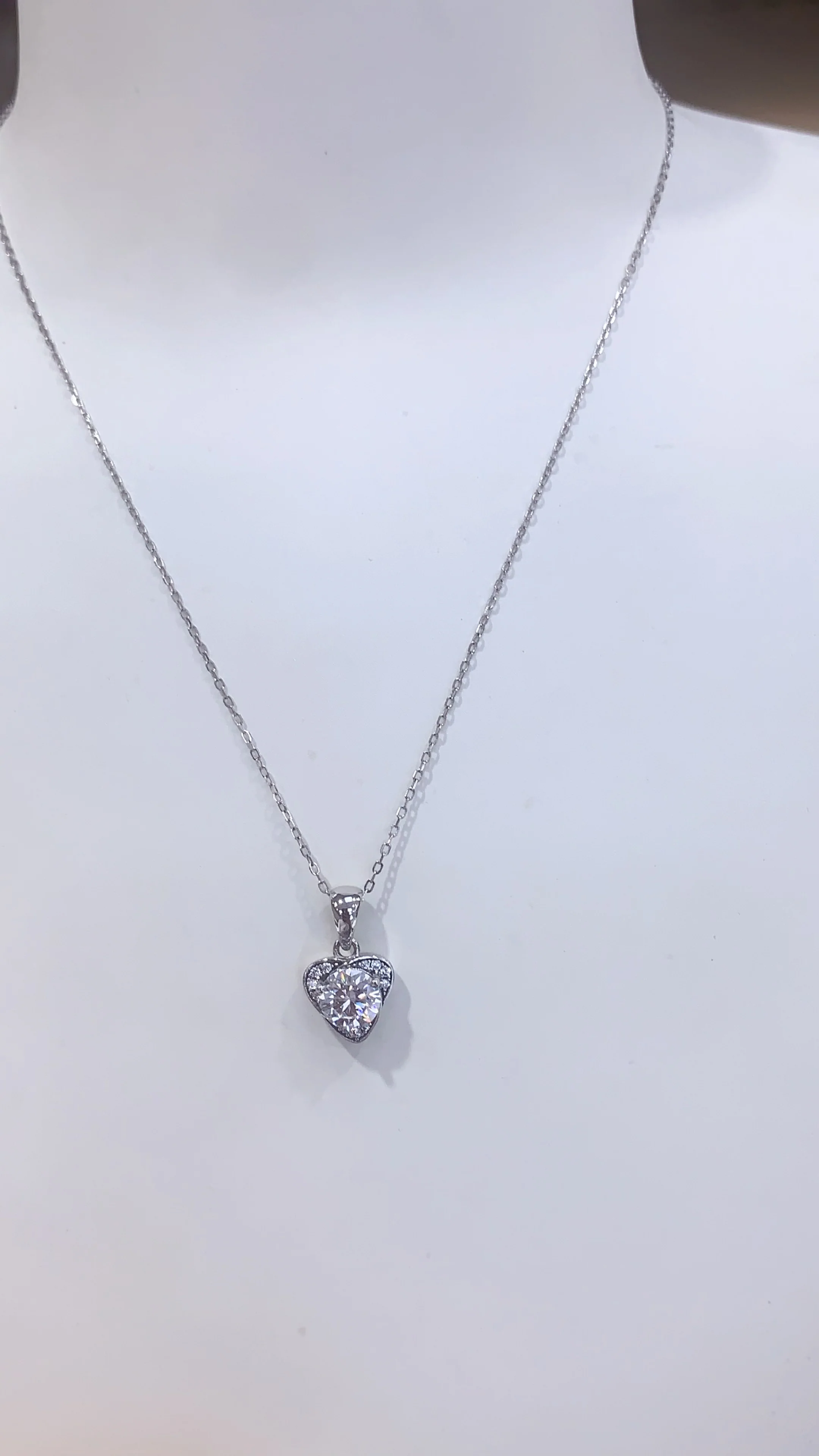IE5024 1CT ENCASED MOISSANITE STUD PENDANT IN STERLING SILVER - Image 5