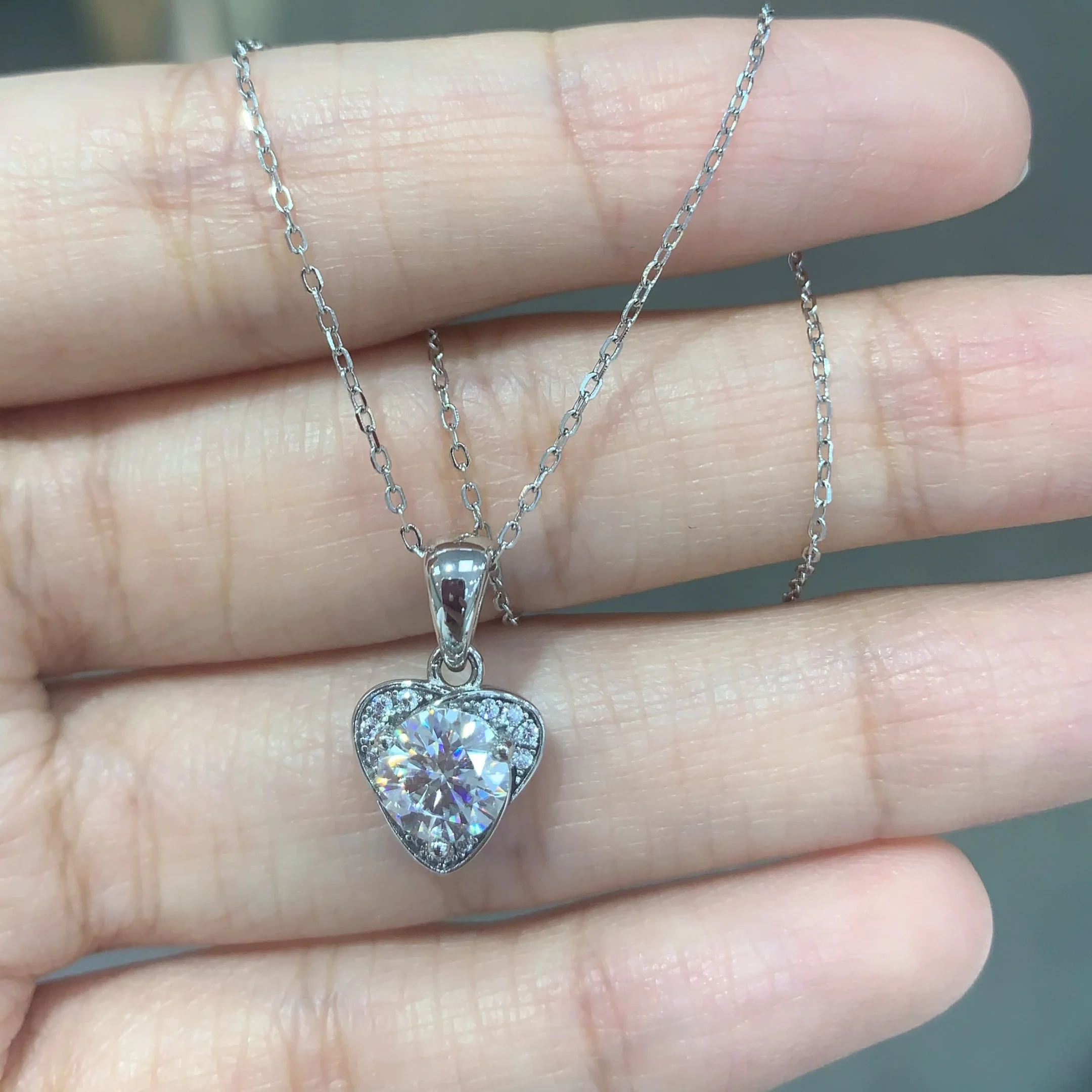 IE5024 1CT ENCASED MOISSANITE STUD PENDANT IN STERLING SILVER - Image 6