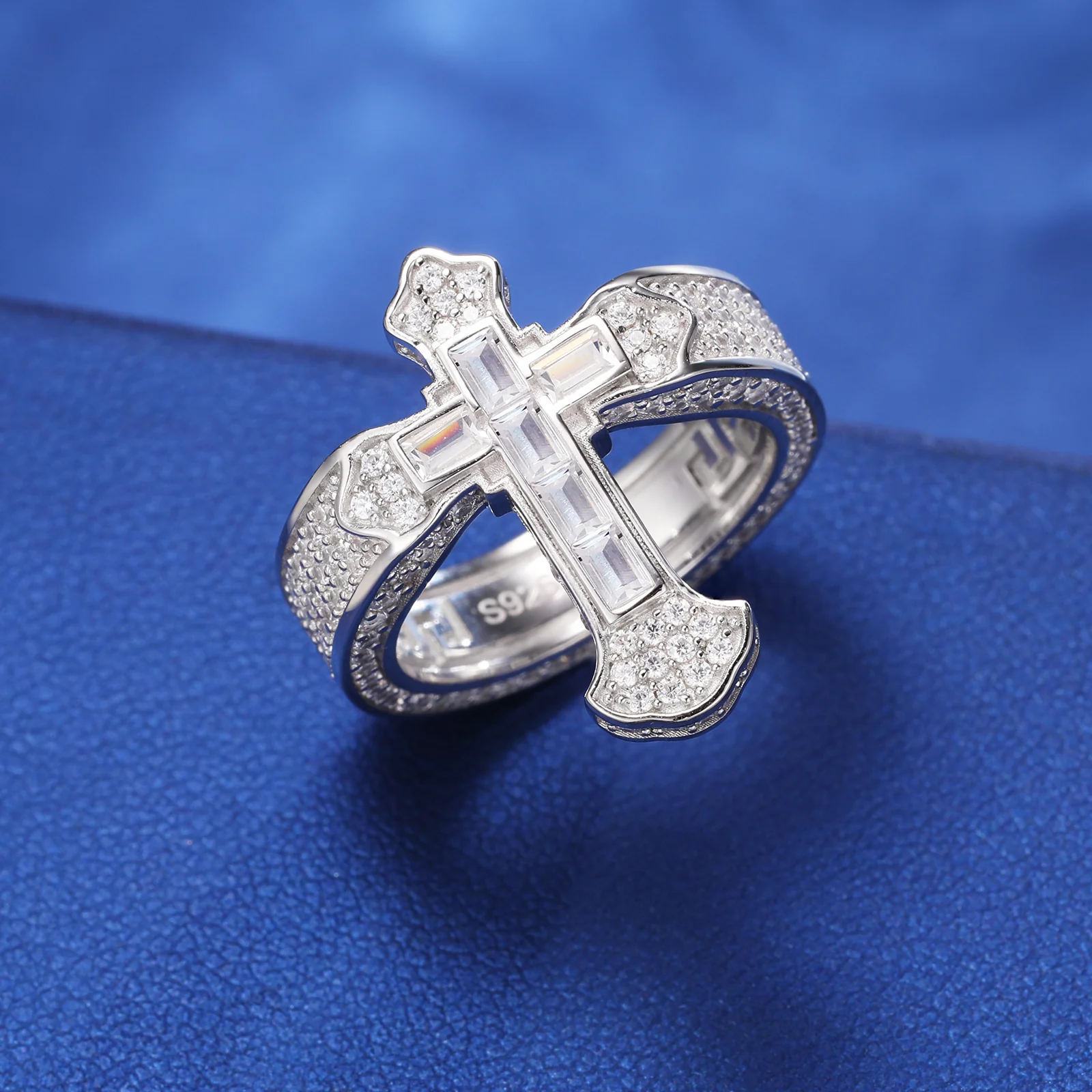 IE9250034 BAGUETTE MOISSANITE CROSS RING IN STERLING SILVER - Image 6