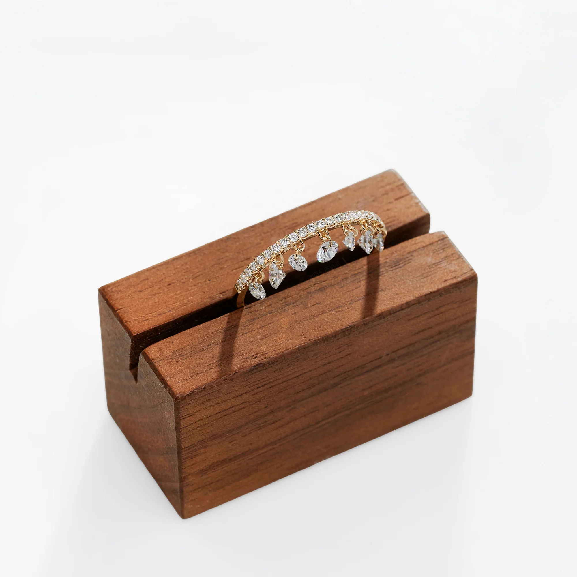 LAB DIAMOND PAVÉ MULTI DROP BAND RING IN SOLID GOLD - Image 5