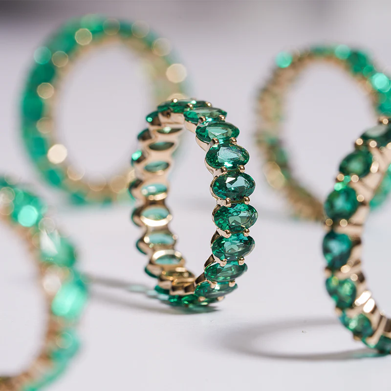 LAB GROWN EMERALD GEMSTONE GREEN ETERNITY RING IN 14K SOLID GOLD - Image 3