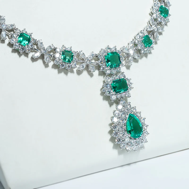 LAB GROWN GREEN EMERALD GEMSTONE AND MOISSANITE DIAMOND NECKLACE IN 14K GOLD - Image 5
