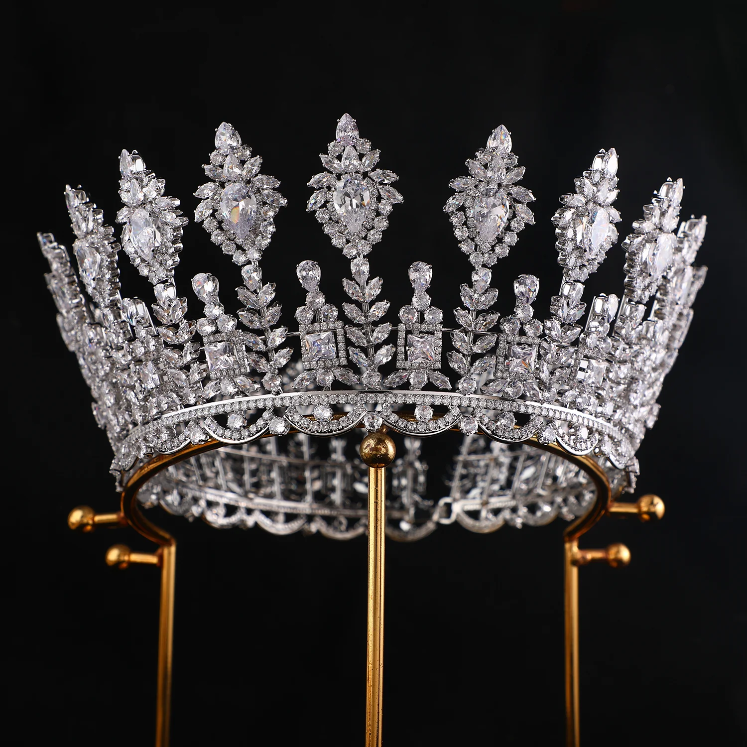 LAUREL FLARE CREST TIARA CROWN - Image 5