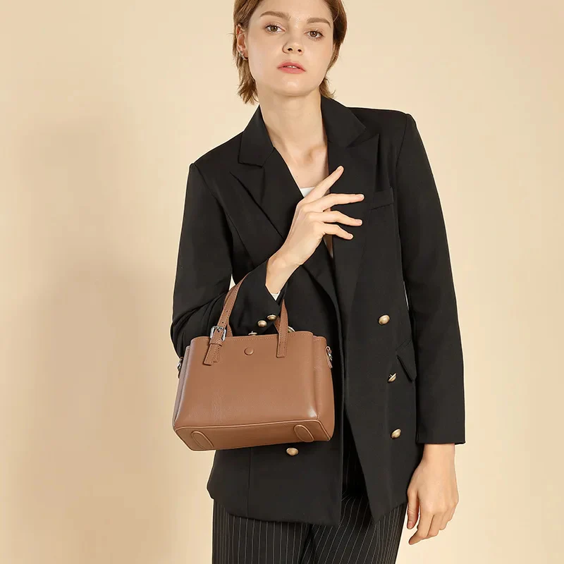 LYLAH STRUCTURED LEATHER HANDBAG - Image 3