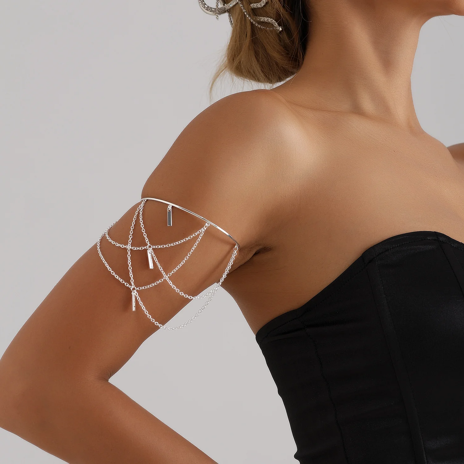 LYRA DRAPED ARM CUFF - Image 3
