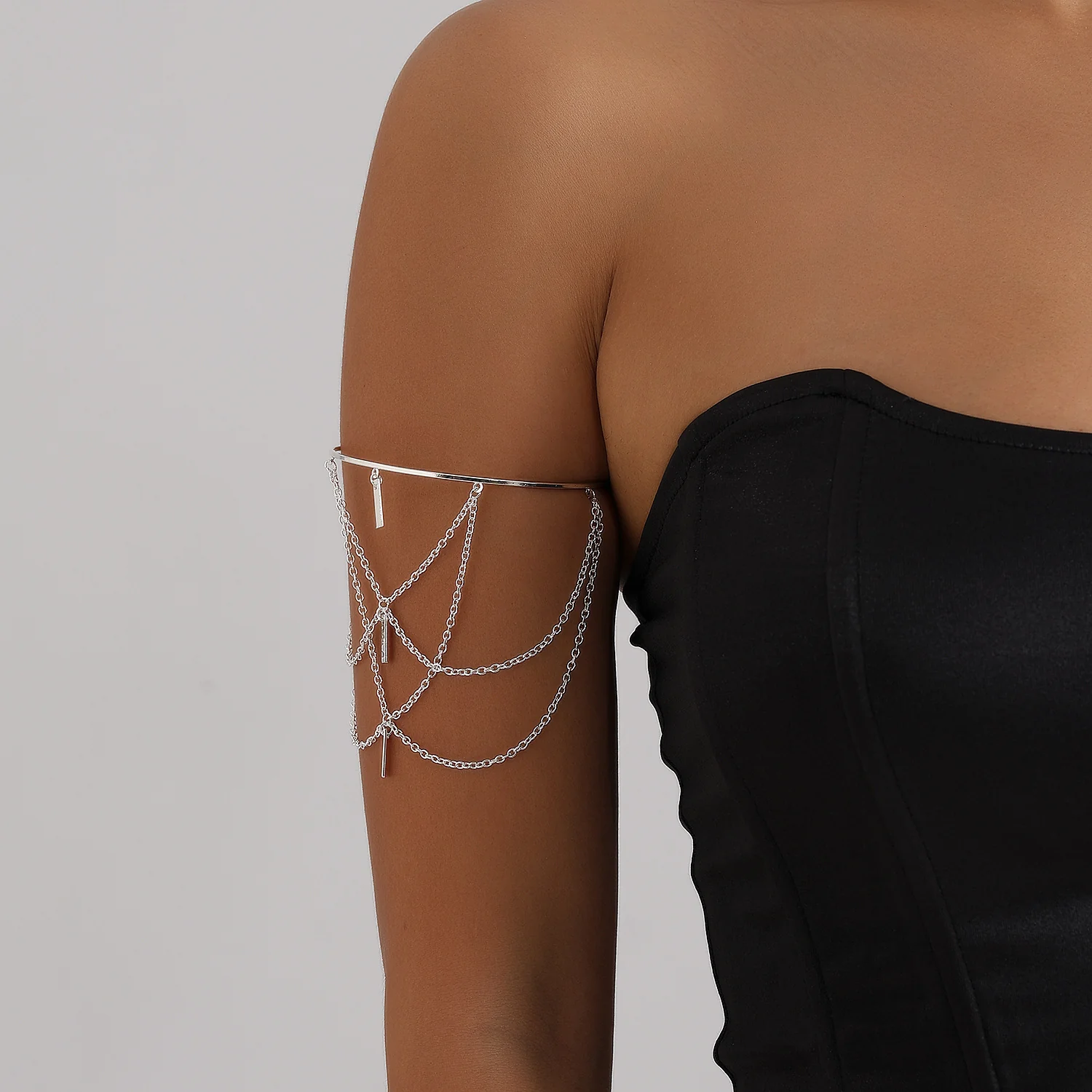 LYRA DRAPED ARM CUFF - Image 4