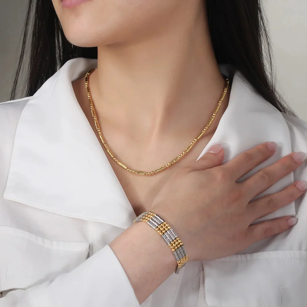 MAGNET SWITCH MULTI-WAY CHAIN NECKLACE/BRACELET IN STERLING SILVER - Image 4
