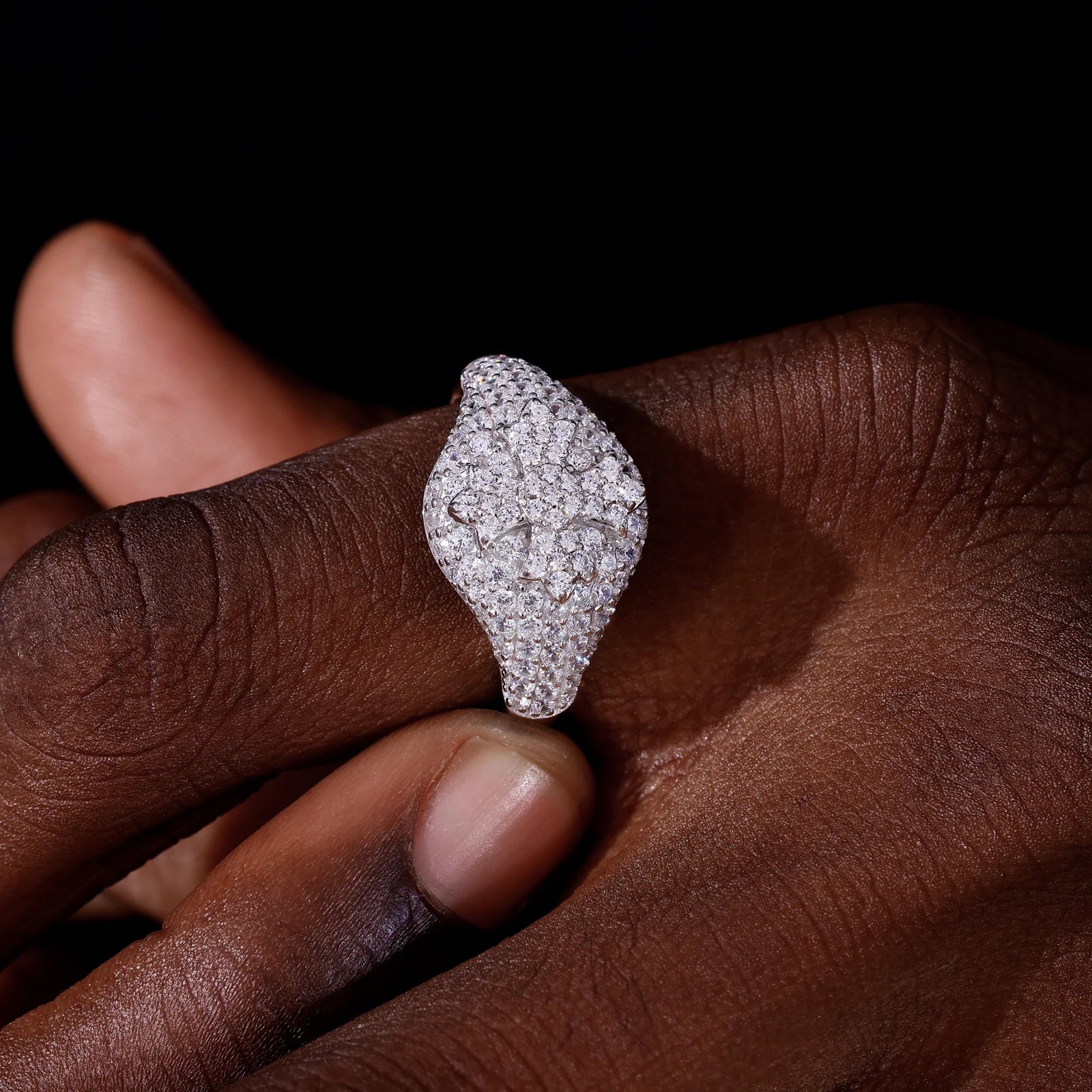 MAJESTIC CLUSTER PAVÉ MOISSANITE RING IN STERLING SILVER - Image 3