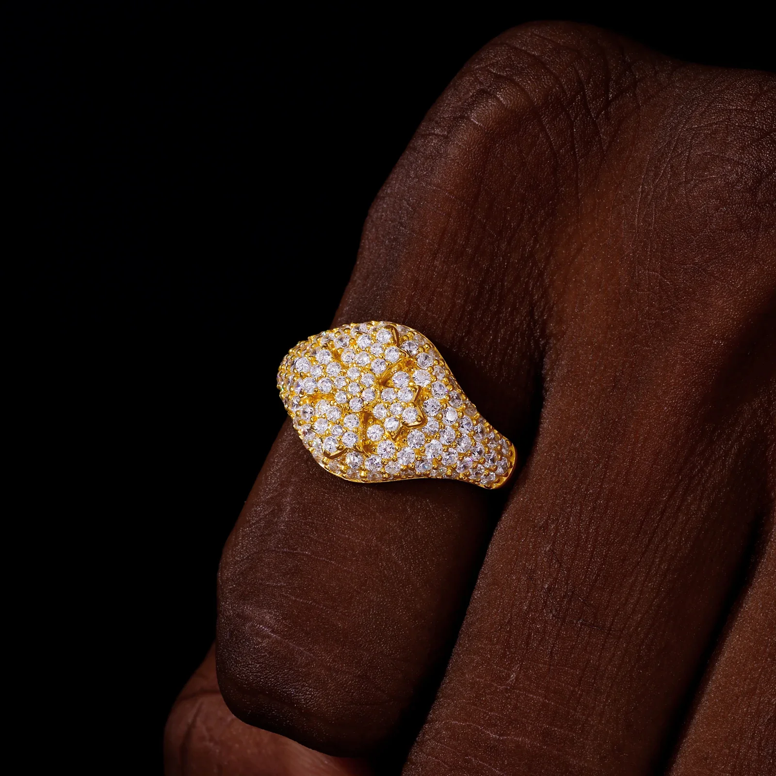 MAJESTIC CLUSTER PAVÉ MOISSANITE RING IN STERLING SILVER - Image 4