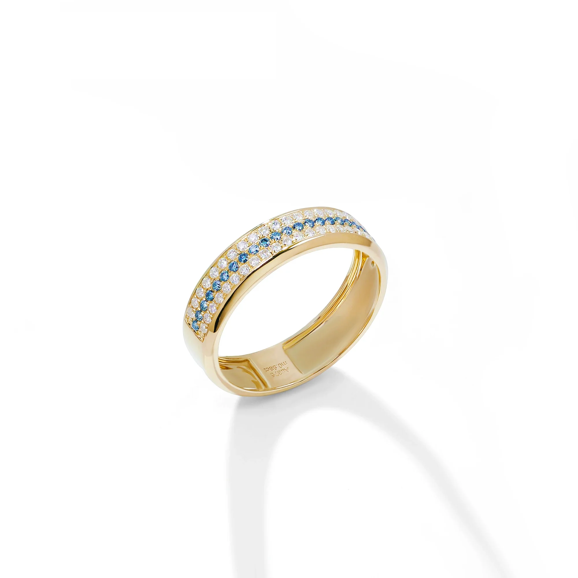 MOISSANITE AZURE GLEAM BAND RING IN SOLID GOLD - Image 3