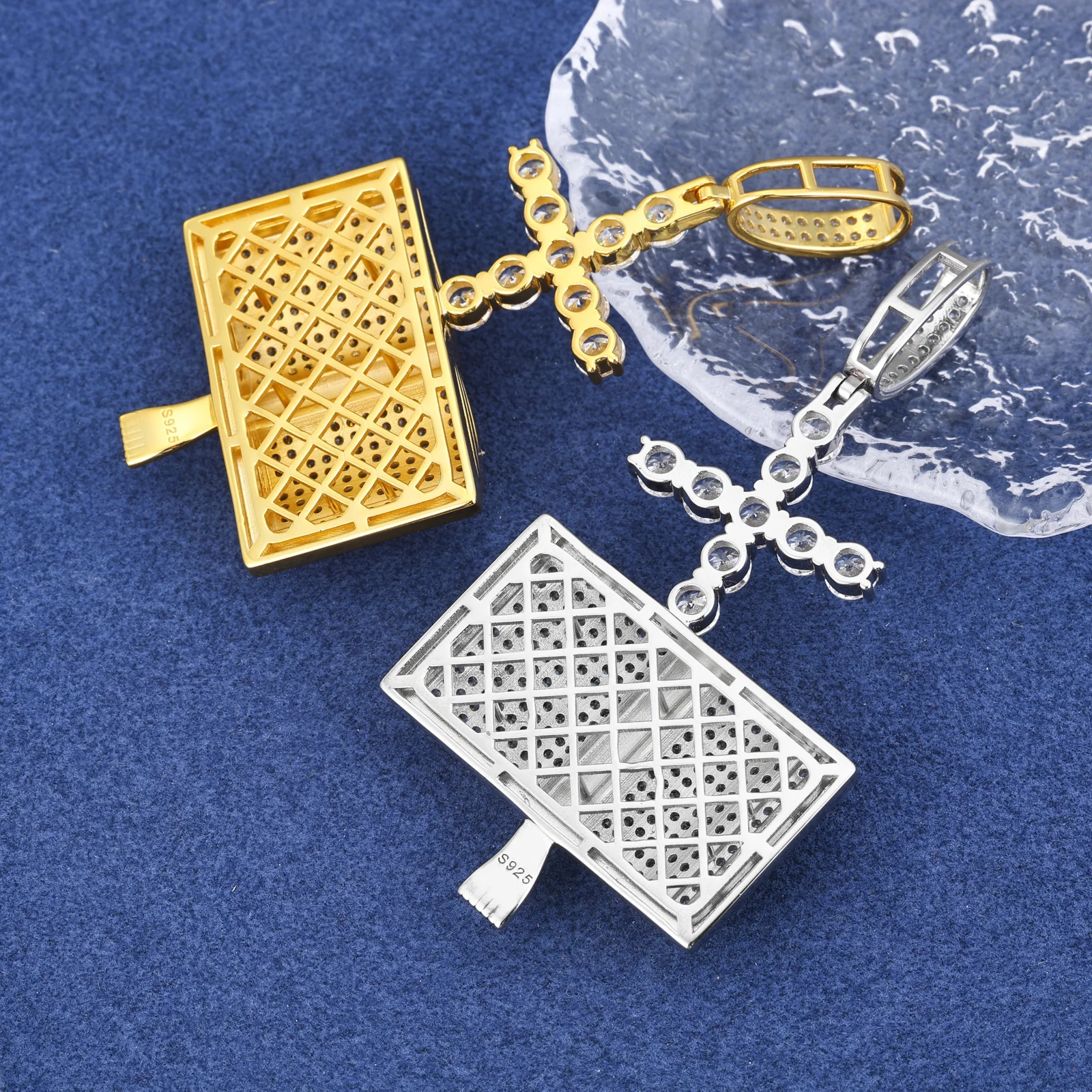 MOISSANITE BIBLE CROSS PENDANT IN STERLING SILVER - Image 4