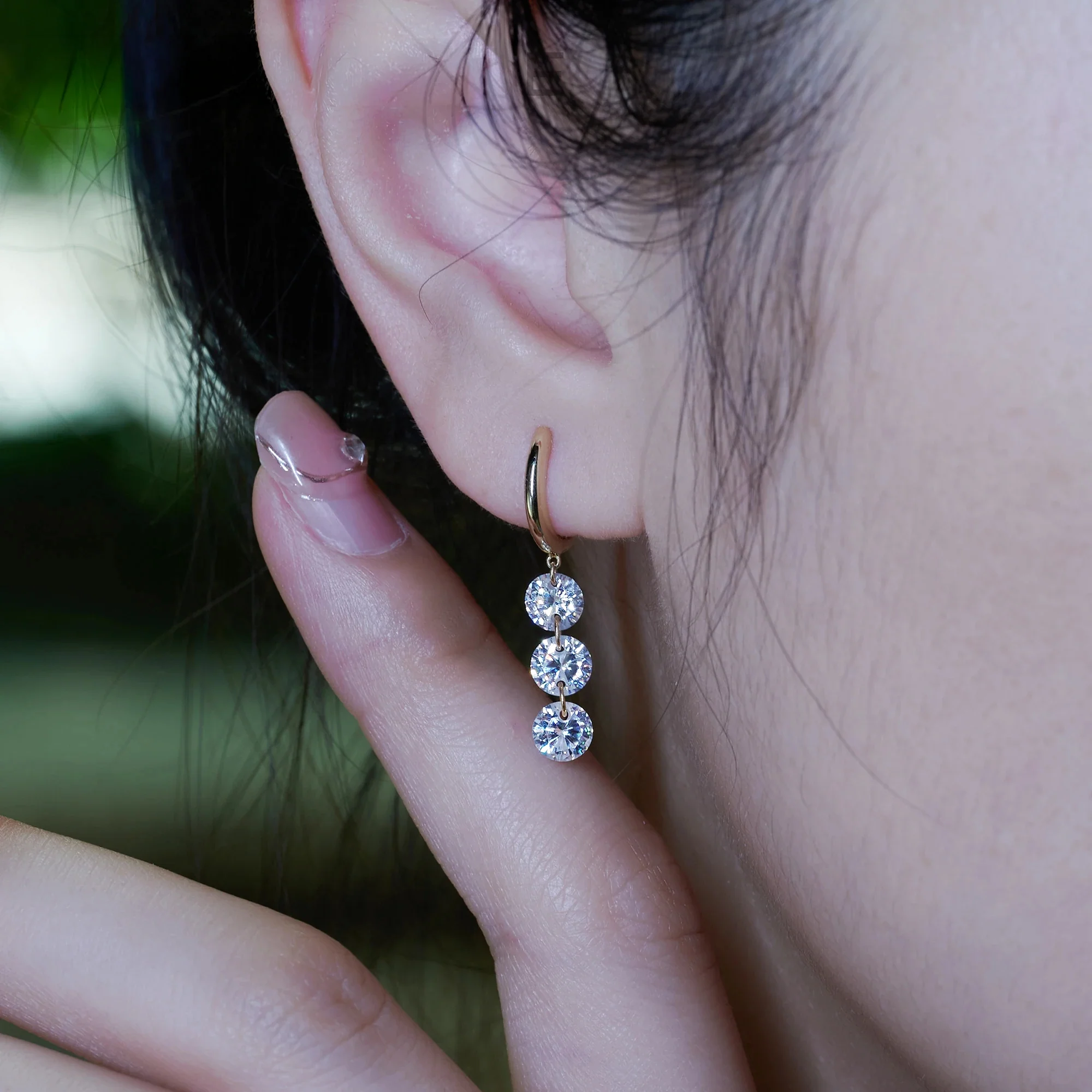 MOISSANITE CASCADING RADIANCE DROP EARRINGS IN SOLID GOLD - Image 3