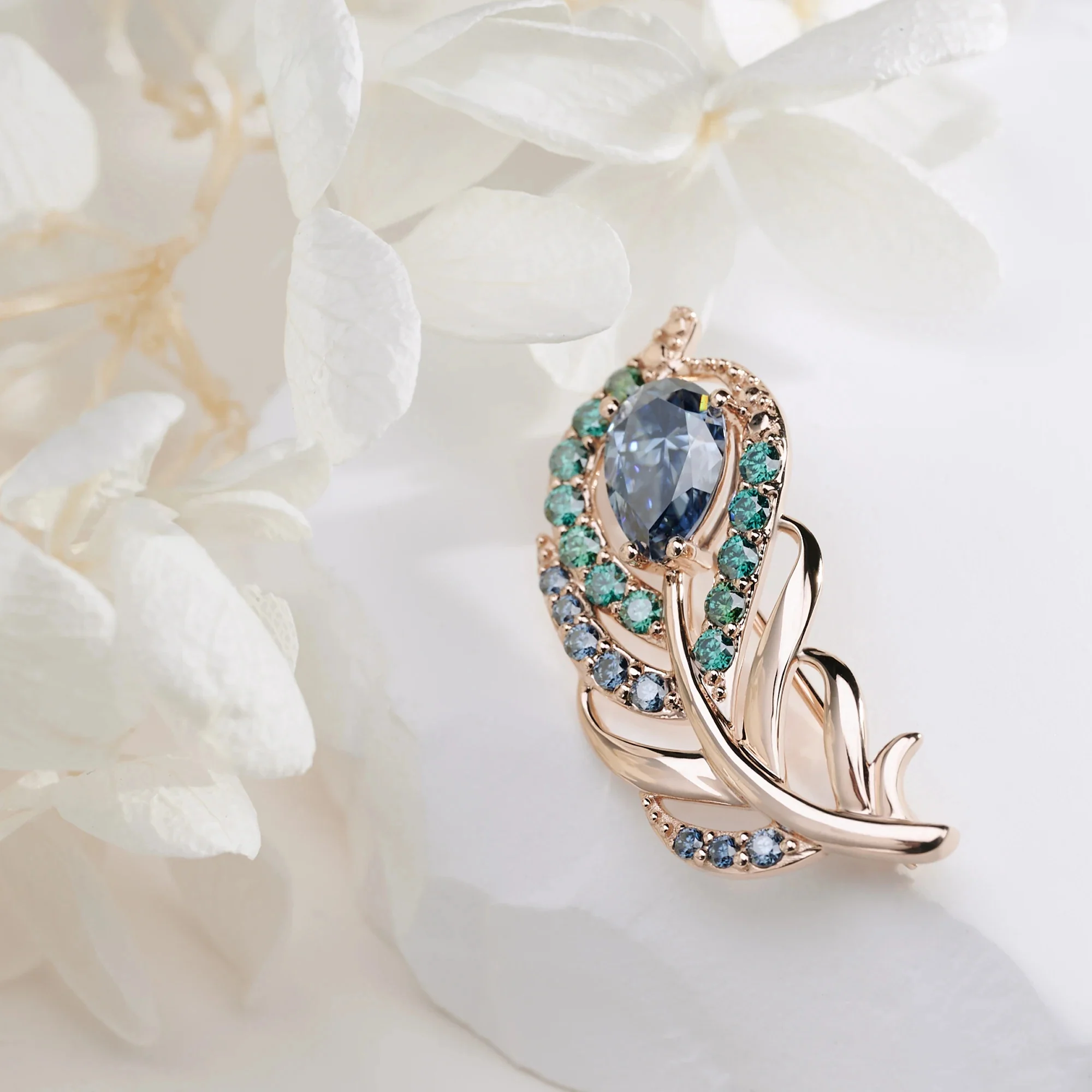 MOISSANITE CELESTIAL FEATHER BROOCH IN SOLID GOLD - Image 5
