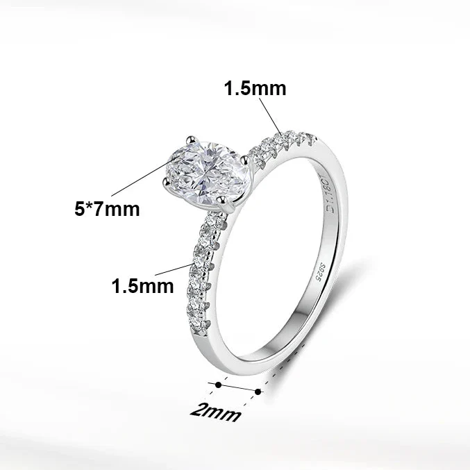 MOISSANITE CLASSIC OVAL PAVÉ RING IN STERLING SILVER - Image 5
