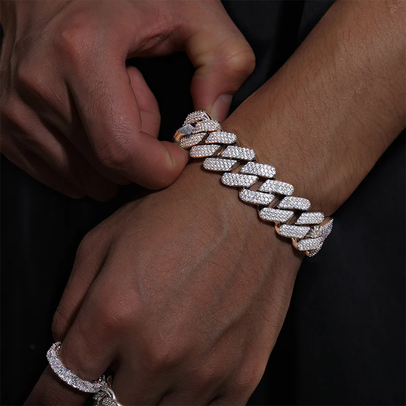 MOISSANITE DIAMOND 18MM CUBAN LINK BRACELET IN STERLING SILVER - Image 4
