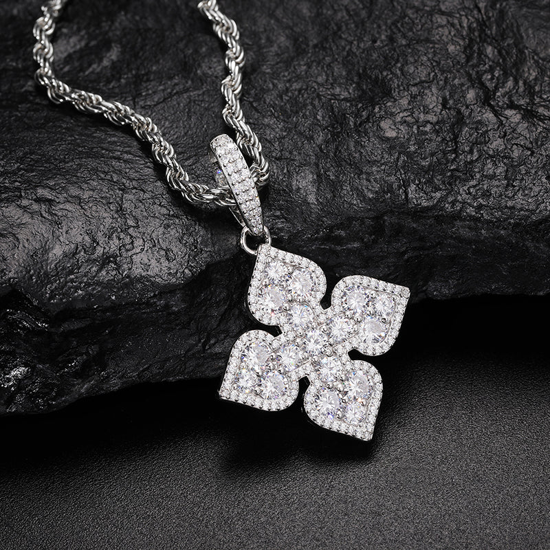MOISSANITE DIAMOND CHARM FOUR LEAF CLOVER PENDANT IN STERLING SILVER - Image 2