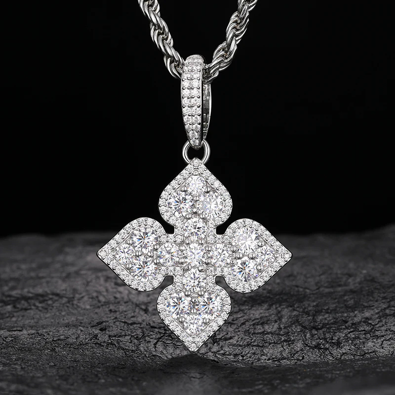 MOISSANITE DIAMOND CHARM FOUR LEAF CLOVER PENDANT IN STERLING SILVER - Image 3