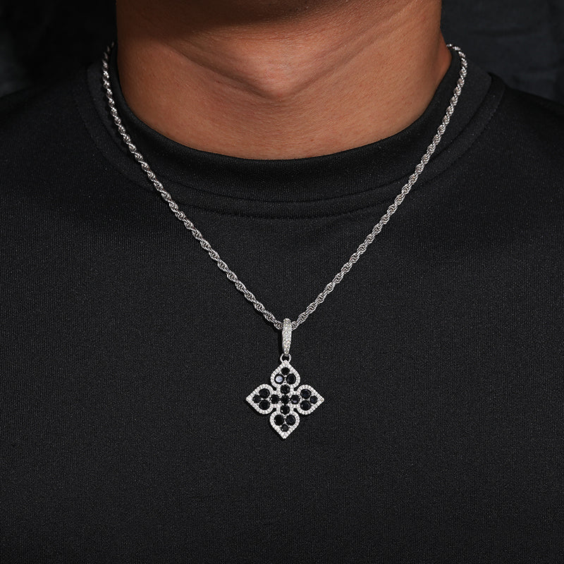 MOISSANITE DIAMOND CHARM FOUR LEAF CLOVER PENDANT IN STERLING SILVER - Image 4