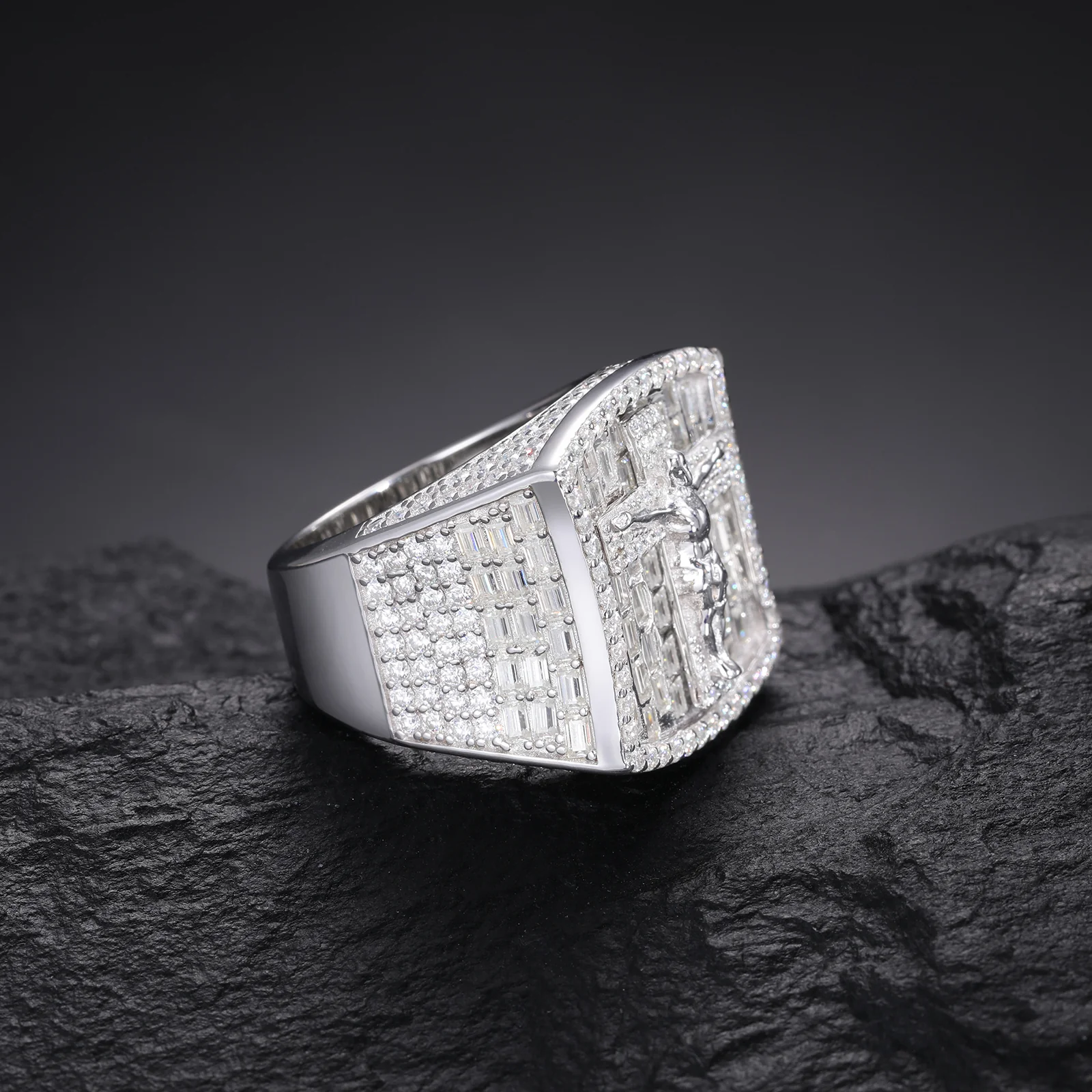 MOISSANITE DIAMOND CRUCIFIXION JESUS STAMP RING IN STERLING SILVER - Image 5