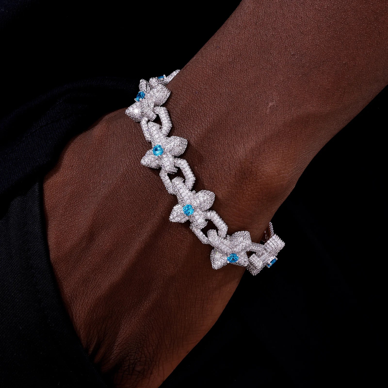 MOISSANITE DIAMOND CRYO CROSS CHAIN BRACELET IN STERLING SILVER - Image 2