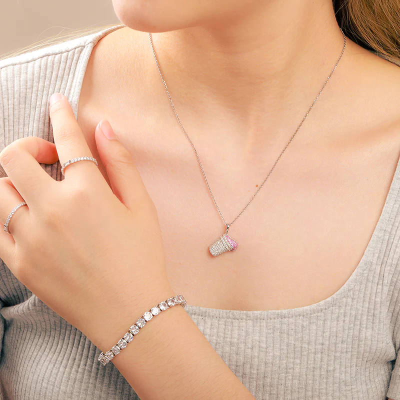 MOISSANITE DIAMOND CUTE CUP CAKE PENDANT NECKLACE IN STERLING SILVER - Image 2