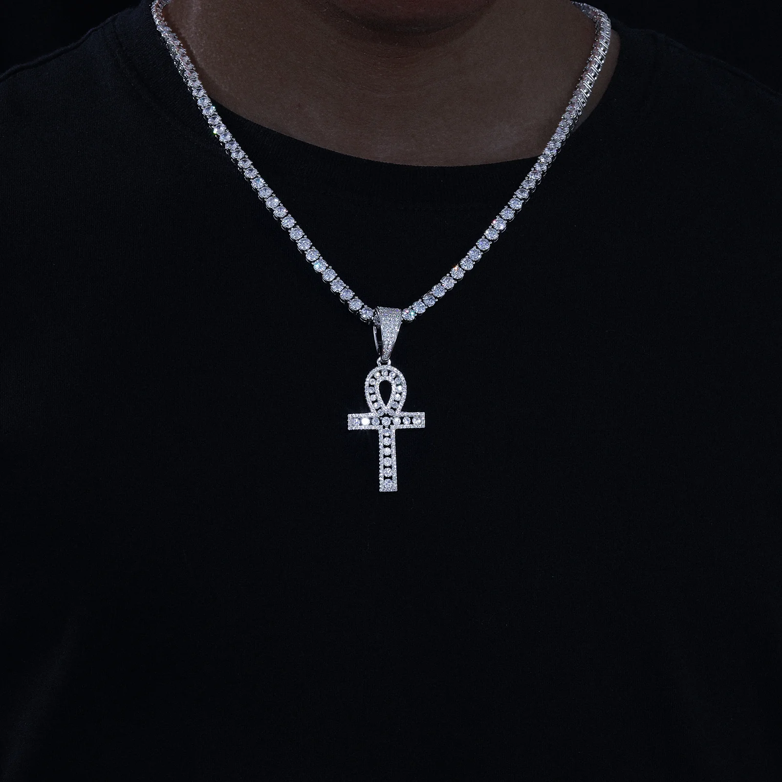 MOISSANITE DIAMOND EDGED CROSS PENDANT IN STERLING SILVER - Image 2