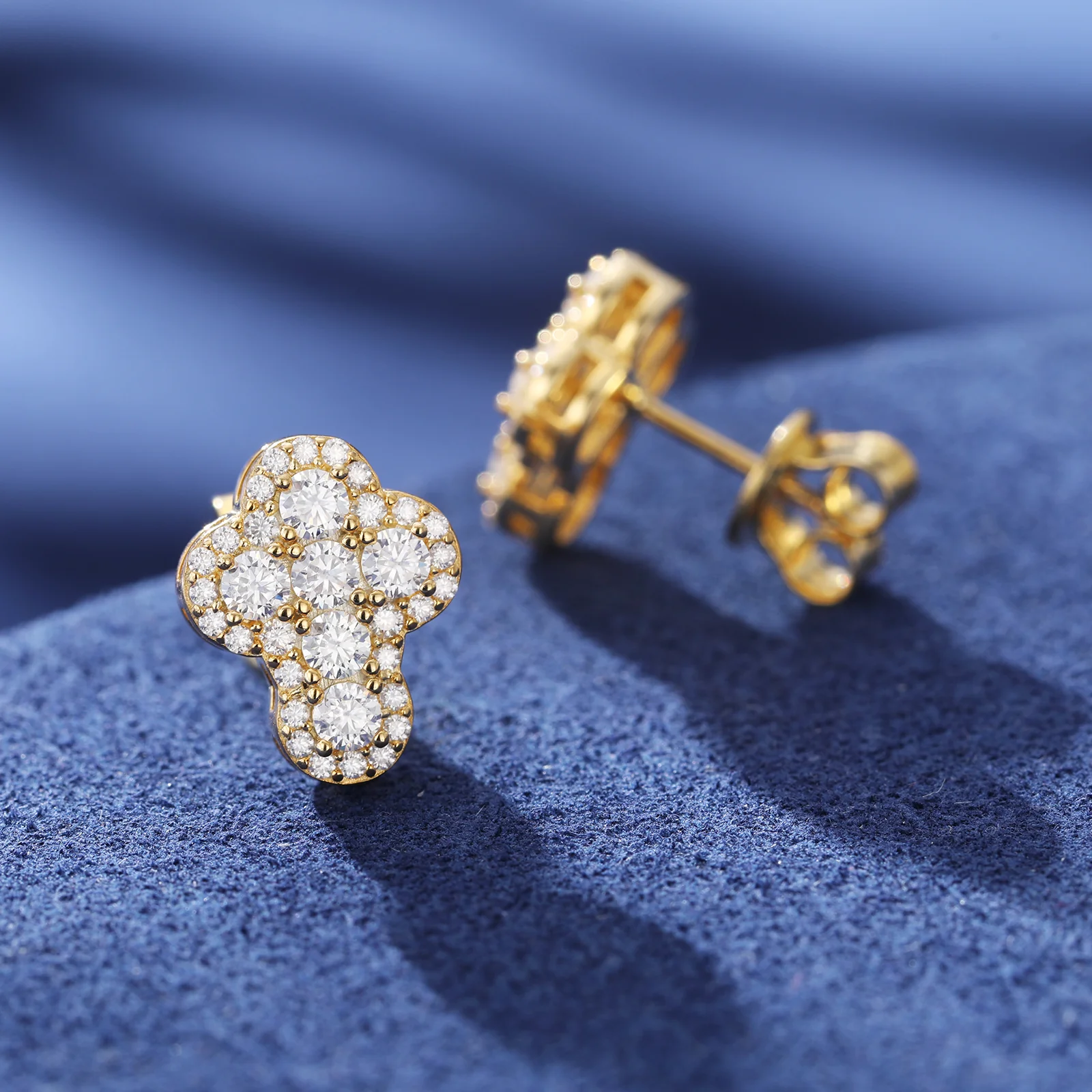 MOISSANITE DIAMOND ICED OUT CROSS STUD EARRINGS IN STERLING SILVER - Image 3