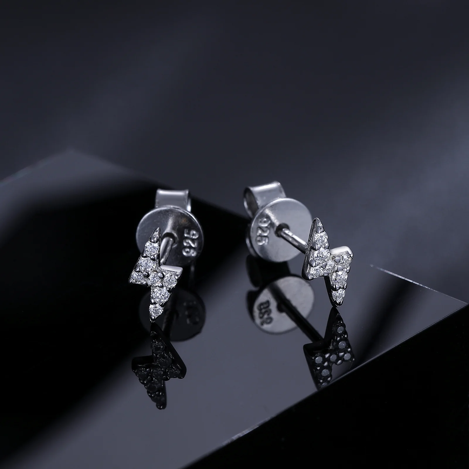 MOISSANITE DIAMOND LIGHTNING STUD EARRINGS IN STERLING SILVER - Image 2