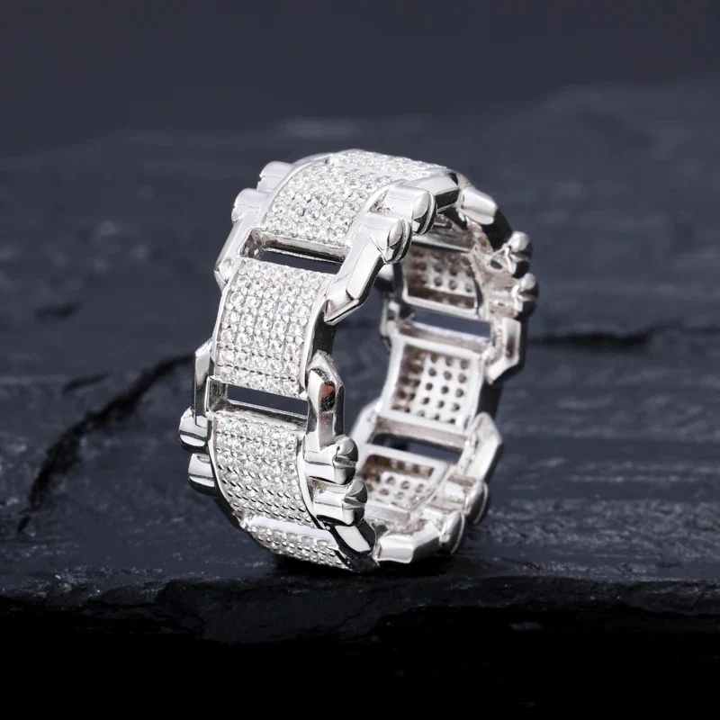 MOISSANITE DIAMOND LINK BAND RING IN STERLING SILVER - Image 4