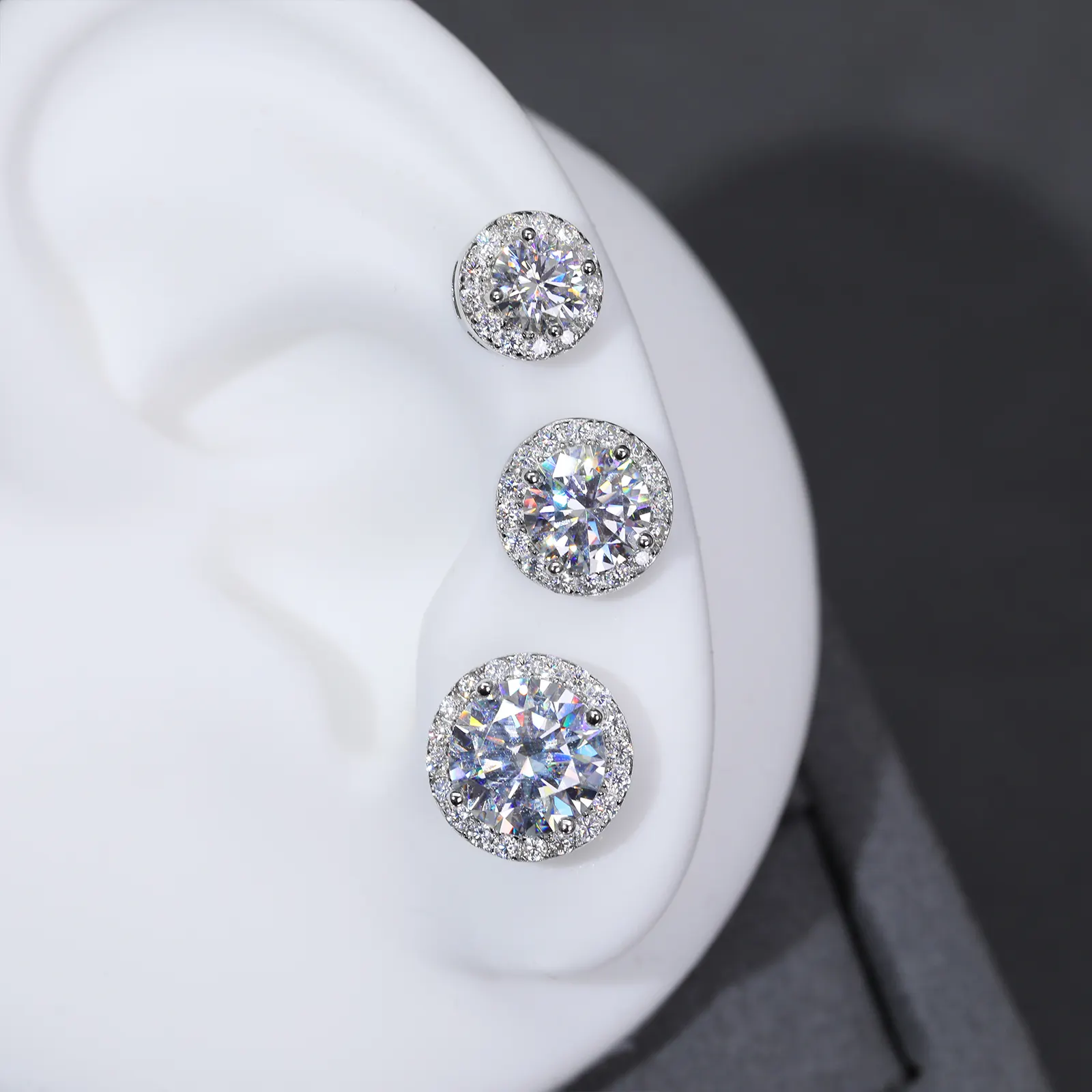 MOISSANITE DIAMOND MAGNETIC EARRINGS IN STERLING SILVER - Image 3