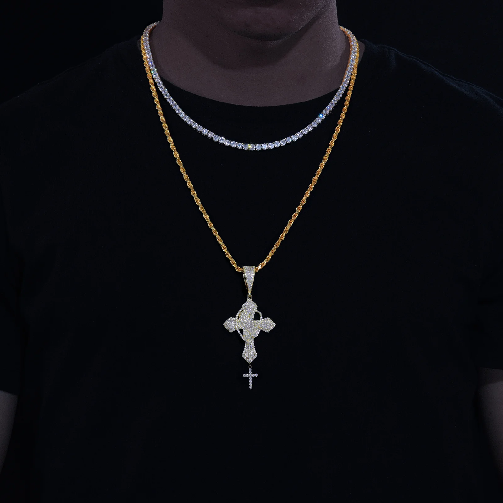 MOISSANITE DIAMOND PRAY HAND CROSS PENDANT IN STERLING SILVER - Image 3