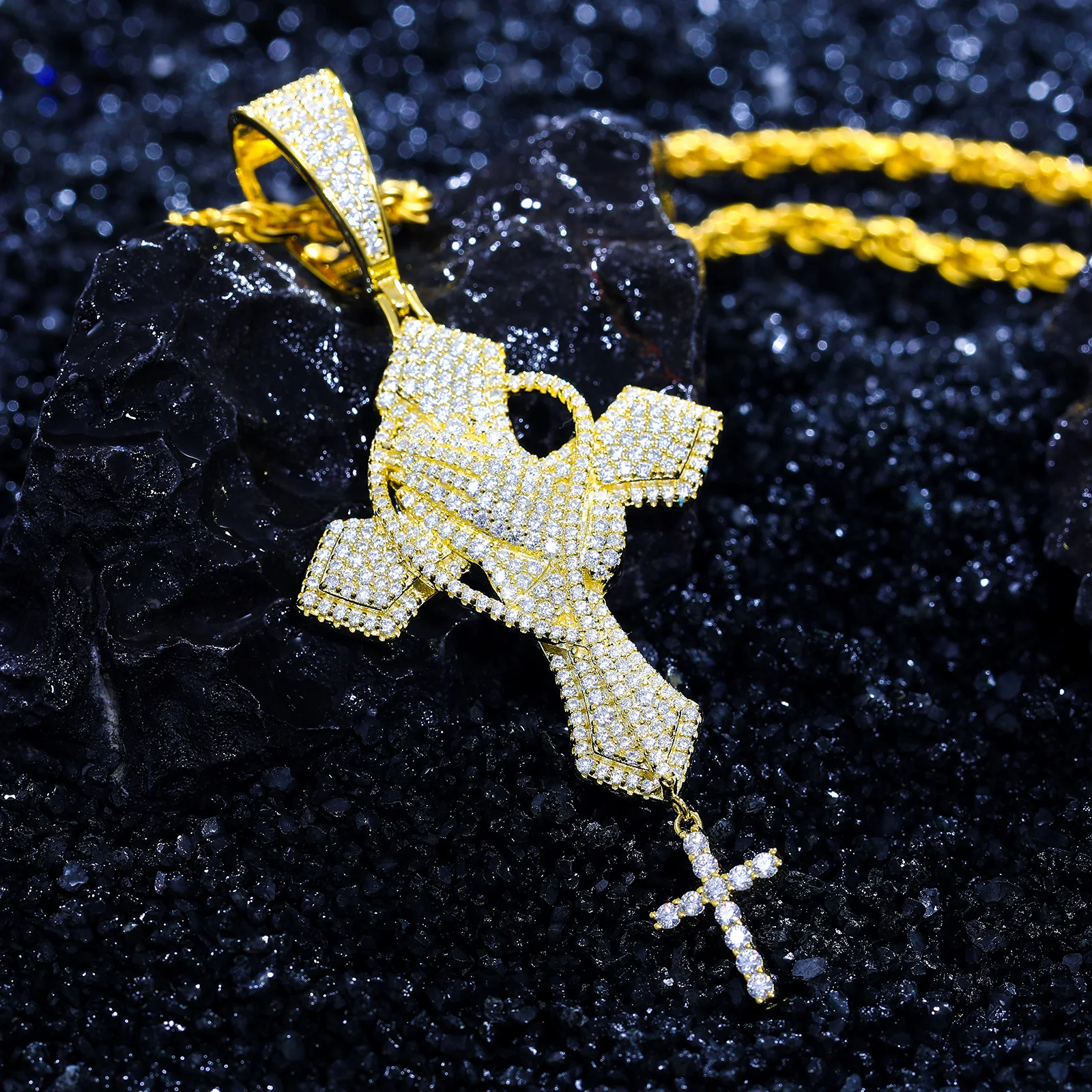 MOISSANITE DIAMOND PRAY HAND CROSS PENDANT IN STERLING SILVER - Image 4