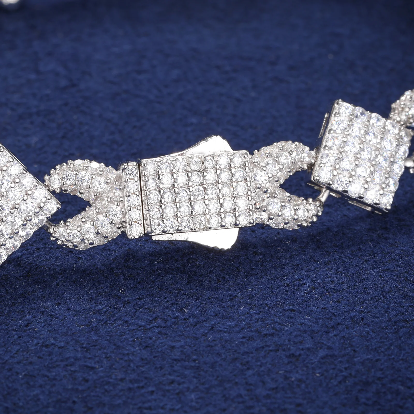 MOISSANITE DIAMOND RHOMBUS INFINITY CUBAN LINK BRACELET IN STERLING SILVER - Image 4
