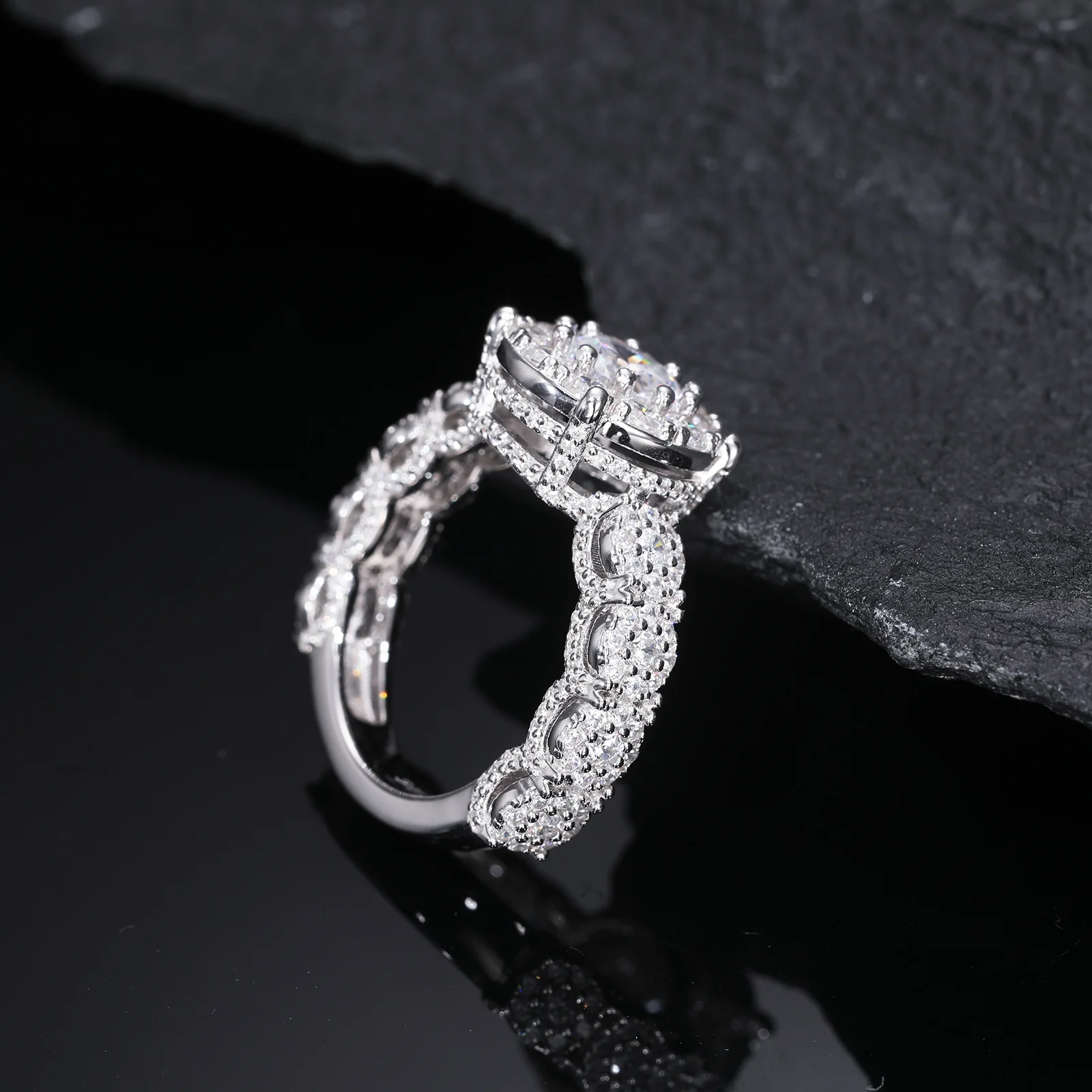 MOISSANITE DIAMOND ROUND HALO ENGAGEMENT RING IN STERLING SILVER - Image 4