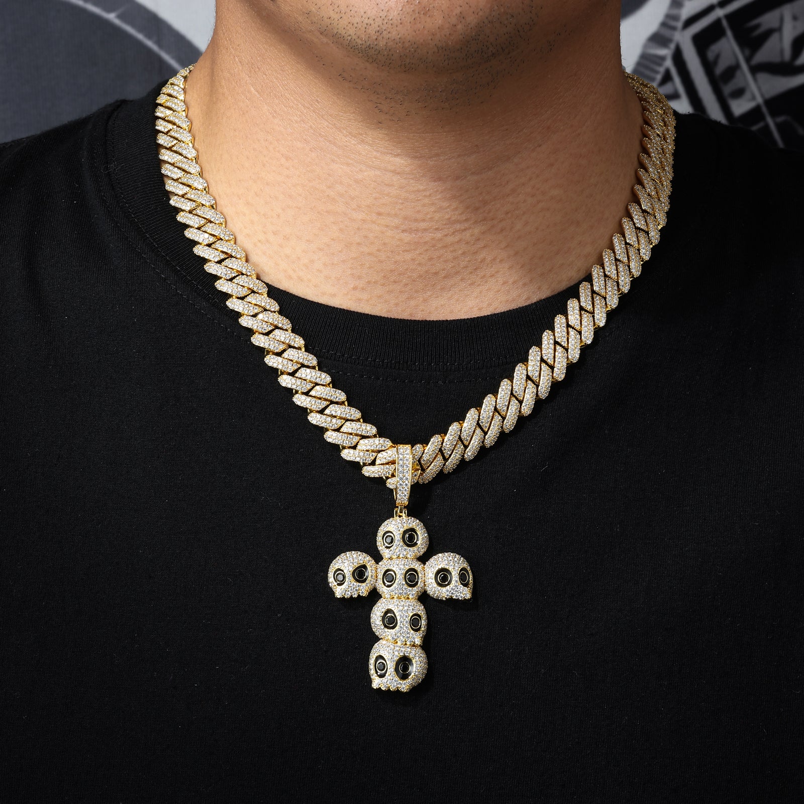 MOISSANITE DIAMOND SKULL CROSS PENDANT IN STERLING SILVER - Image 2