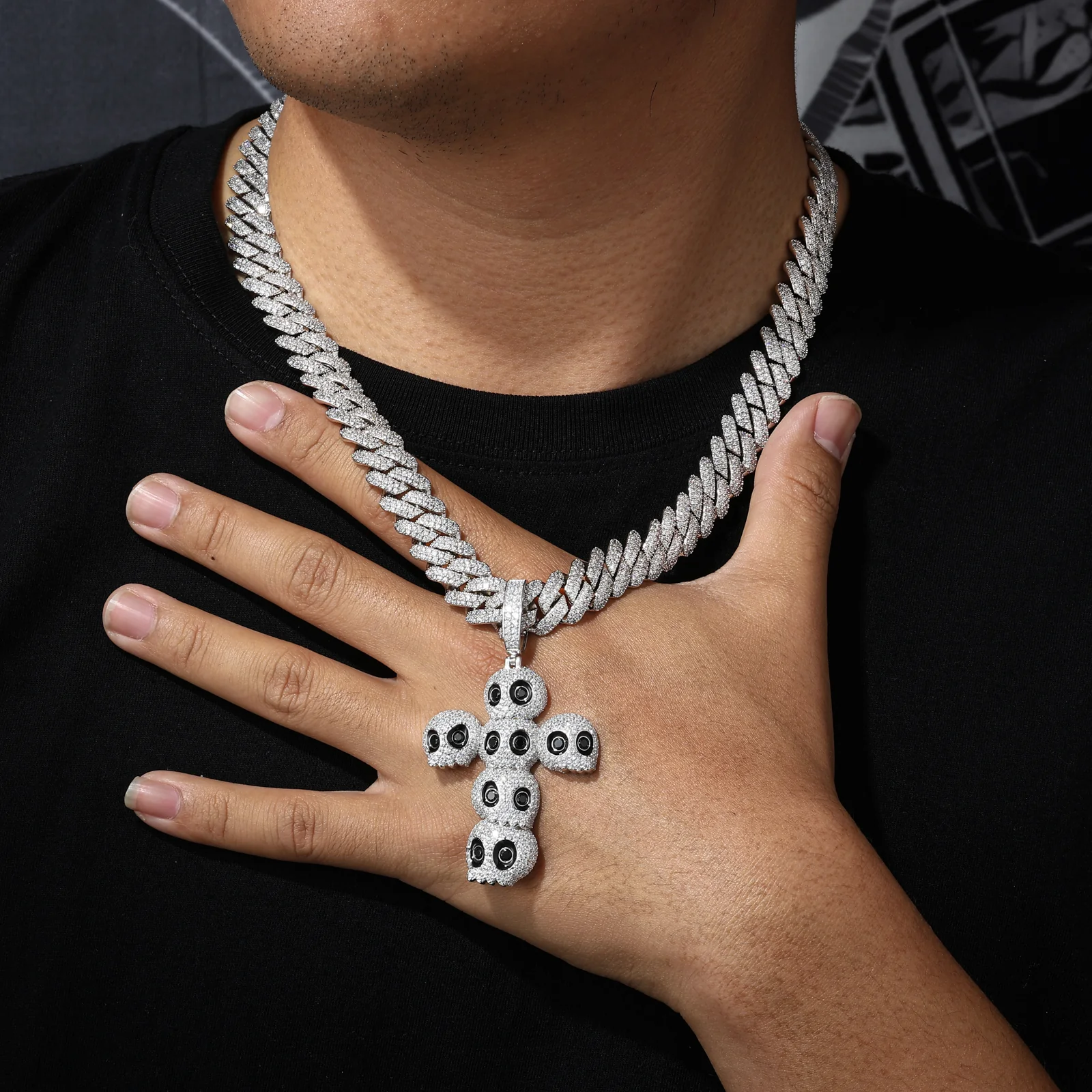 MOISSANITE DIAMOND SKULL CROSS PENDANT IN STERLING SILVER - Image 3