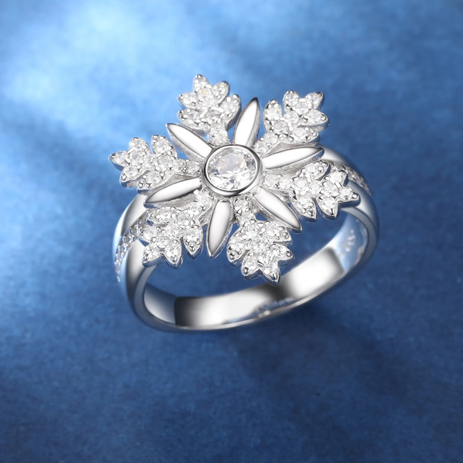 MOISSANITE DIAMOND SNOWFLAKE RING FOR WOMEN IN STERLING SILVER - Image 3