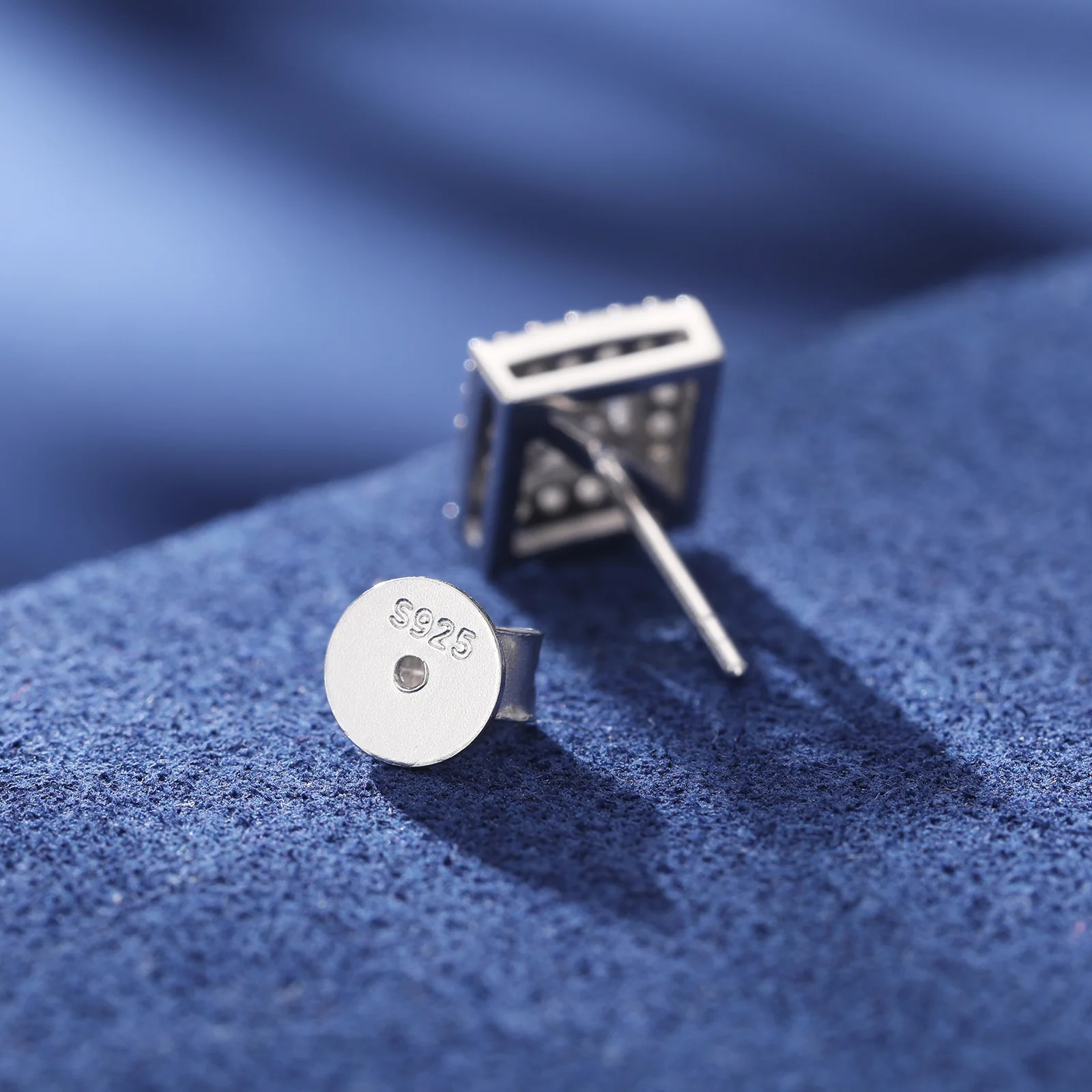 MOISSANITE DIAMOND SQUARE-FOUR LEAF CLOVER STUD EARRINGS IN STERLING SILVER - Image 2