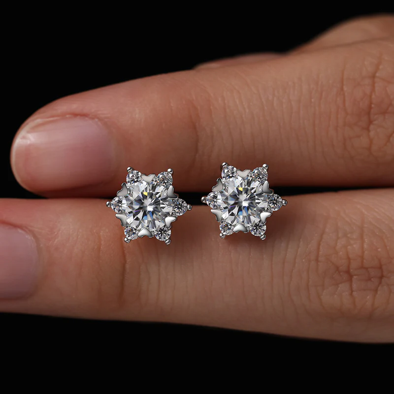 MOISSANITE DIAMOND STAR STUD EARRINGS IN STERLING SILVER